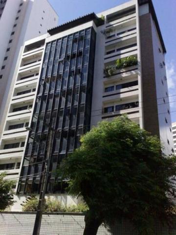 Excelente apartamento no Meireles