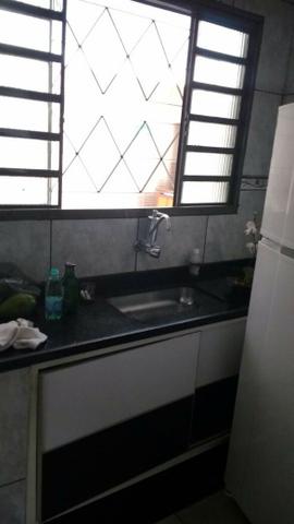 Casa 2 Quartos, 2 banheiros, Goiânia Viva, na lage, Prox Solange Park - Foto 4