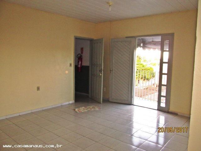 Lindo Apartamento no Conjunto Japiinlãndia 2 quartos
