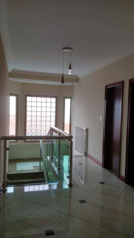 Excelente Cs de Condomínio 443 M2 4 Qts 02 suítes mobiliada finíssimo acabamento !!! - Foto 6