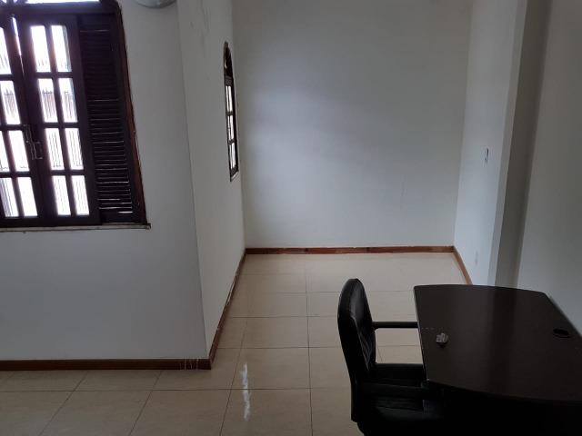 Itapuã Salvador Casa de 4/4 com 2 andares, rua sem saída - Foto 2