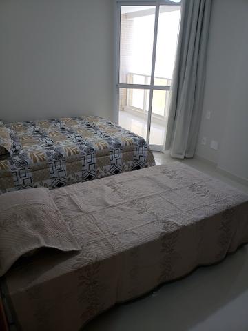 Apto de luxo, 3 suítes, 2 vagas de garagem de frente à praia - Foto 10