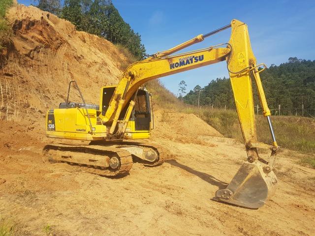 Escavadeira Komatsu PC130-8, ano 2013 (HE03) - Foto 3