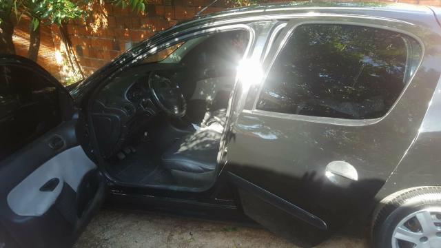 Peugeot 206 em dias completo, preço negociável - Foto 3
