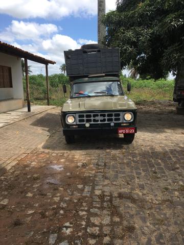 Vende-se D10
