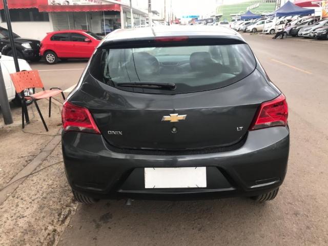 CHEVROLET ONIX LT 1.0 2017/2018 - Foto 7