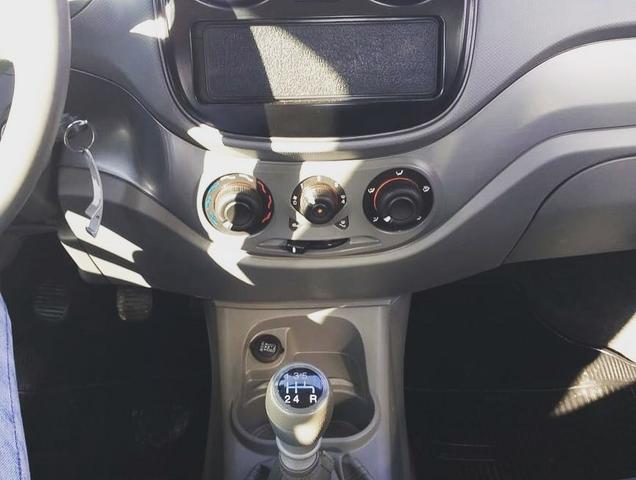 Fiat palio atractive 1.4 2013/2013 completo - Foto 8