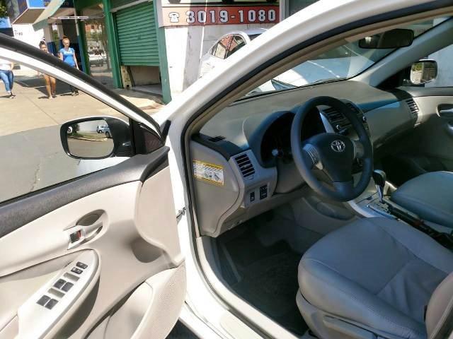 TOYOTA COROLLA 2013/2014 2.0 XEI 16V FLEX 4P AUTOMÁTICO - Foto 9