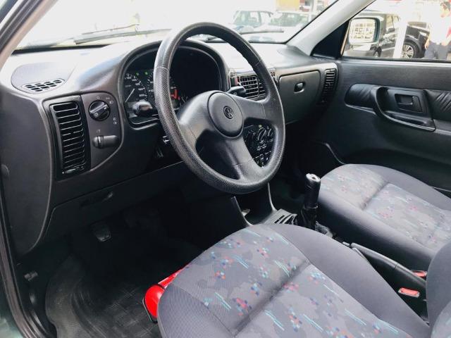 Polo Classic MI 1.8 Sedan Completo - 2000 Raridade!! - Foto 9