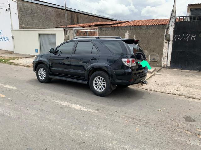 Hilux sw4 7 lugares - Foto 3