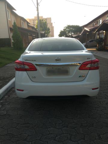 Nissan sentra 2.0 sv - Foto 2