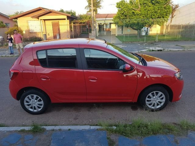 Sandero 1.6 completo Automático
