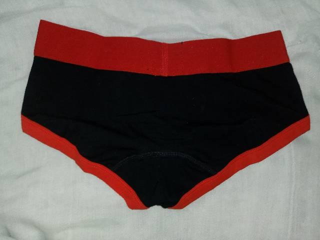 Cueca preta e vermelha BSHETR. Tam. P - Foto 2