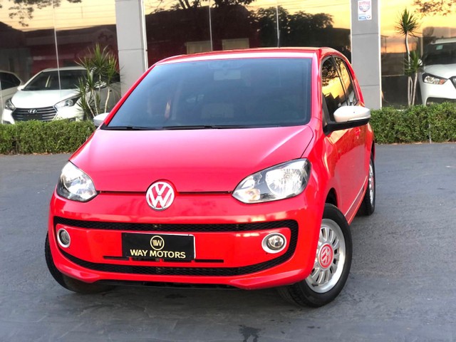VOLKSWAGEN UP 1.0 MPI 2015 VERSÃO EXCLUSIVA RED