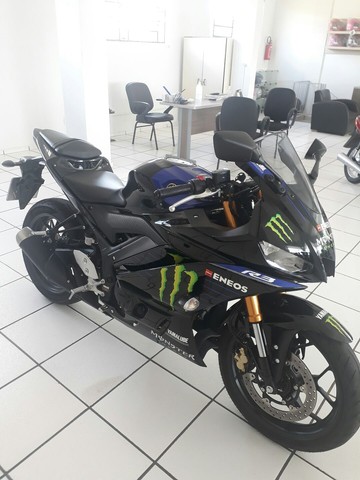 YAMAHA YZF R3 MONSTER