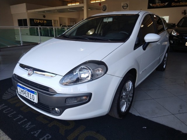 FIAT PUNTO ESSENCE 1.6 16V  FLEX  4P