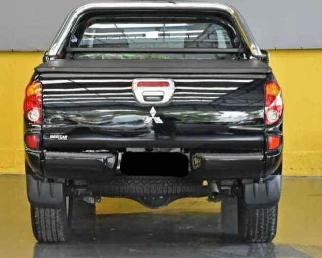 2016 MITSUBISHI L200