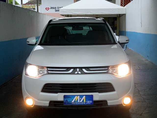 OUTLANDER 2.0 CVT 2014 IMPECÁVEL !