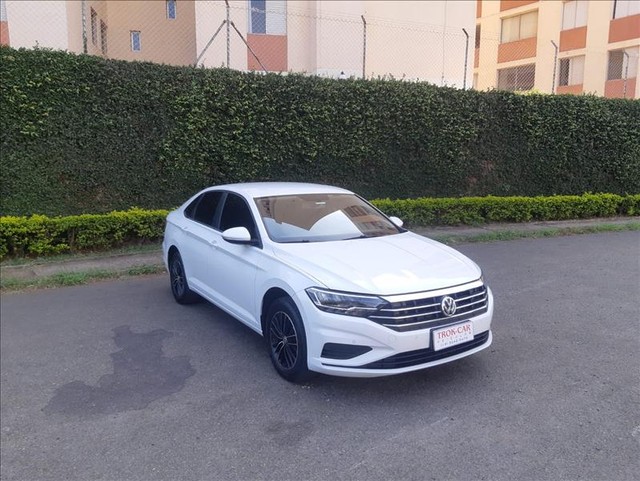 VOLKSWAGEN JETTA 1.4 250 TSI COMFORTLINE
