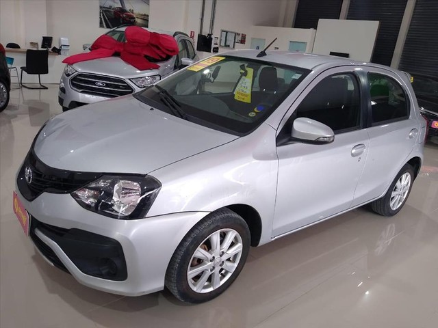 TOYOTA ETIOS 1.5 X PLUS 16V FLEX 4P AUTOMÁTICO