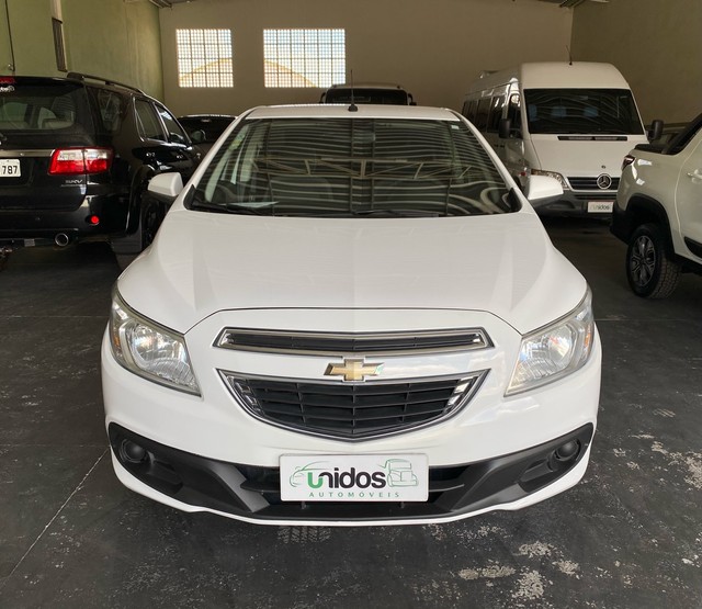 GM PRISMA LT 1.0 + MYLINK 2015/2015