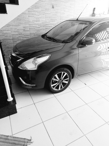NISSAN VERSA SL 2019