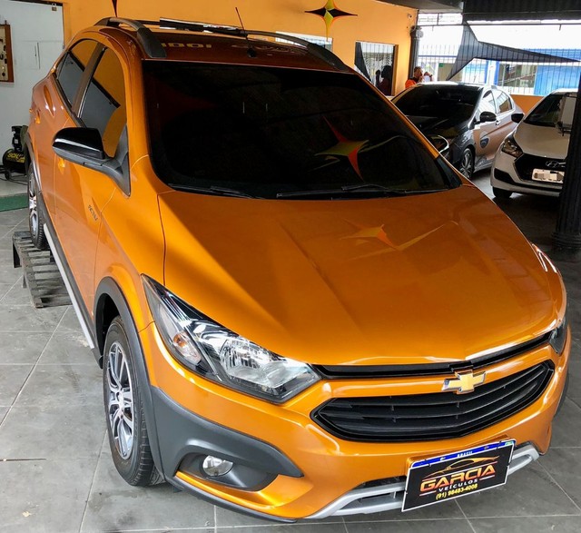 ONIX ACTIV 1.4 AUTOMÁTICO