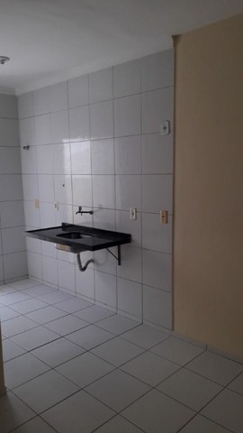 Apartamento com 2 dormitórios para alugar, 45 m² por R$ 550,00/mês - Barroso - Fortaleza/C - Foto 11