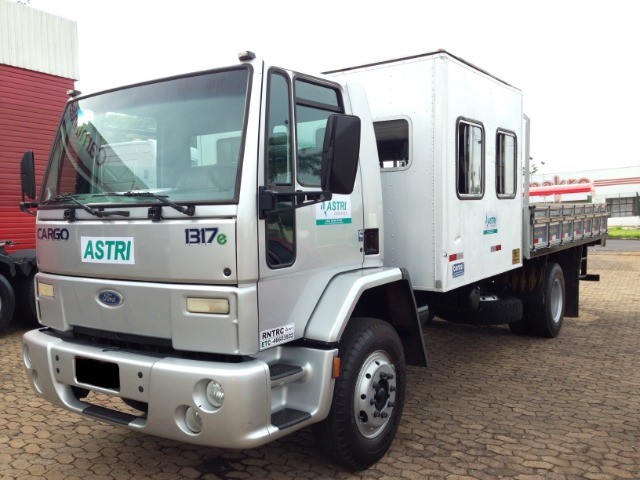 Aluguel E Locação Caminhão 4x4 Com Cabine Suplementar Carroceria - Foto 3