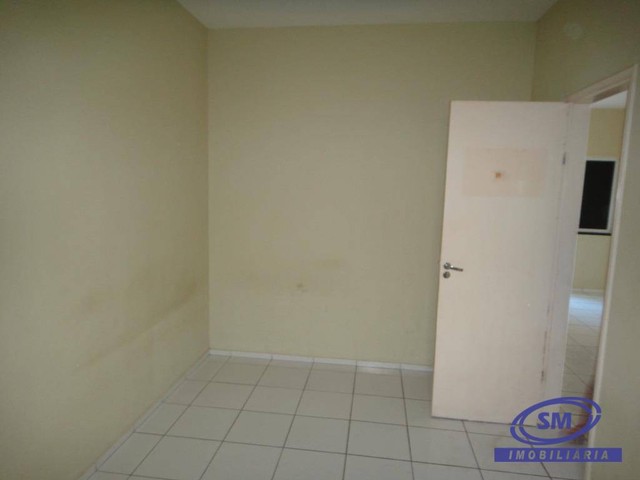 Apartamento com 2 dormitórios para alugar, 45 m² por R$ 550,00/mês - Barroso - Fortaleza/C - Foto 8