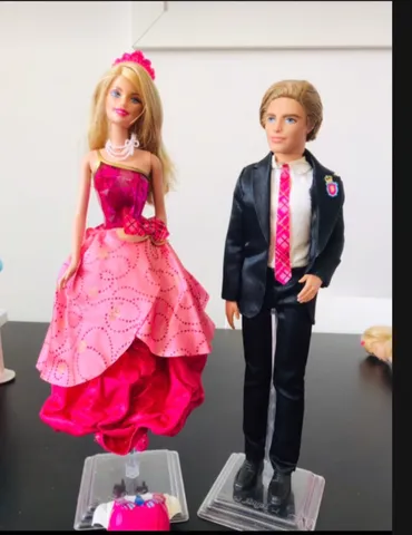 Fantasia Barbie Princesa Pop Star Infantil Com Coroa