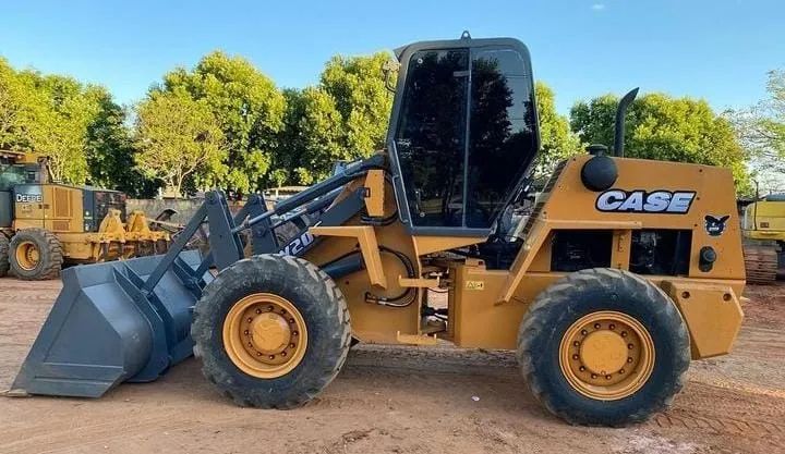 Pá carregadeira case w20e ano 2015 - Foto 5