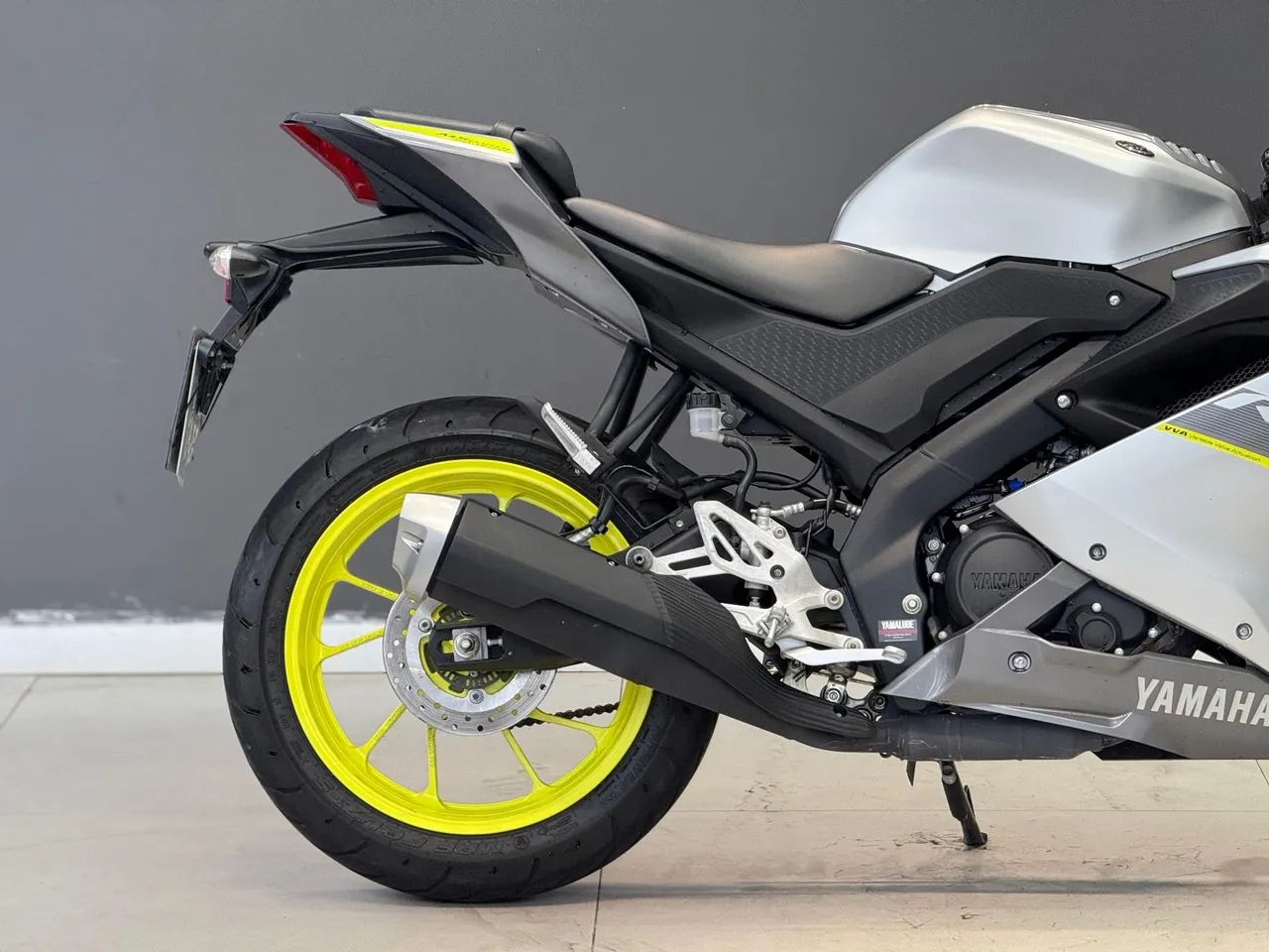 Yamaha YZF R15 ABS 2024 - Foto 2