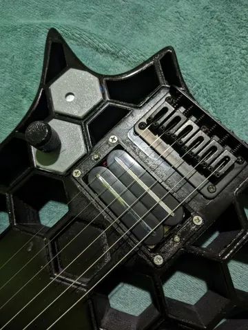 Guitarra 3D "Honeycomb" Exclusiva  - Foto 4