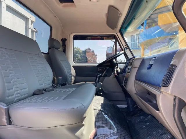 VW 24.220 Euro3 Worker 6x2 - Foto 14