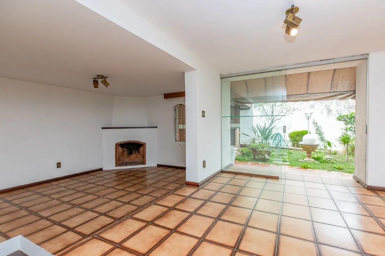 Casa tipo para venda com 4 quartos, 327m² - Foto 11