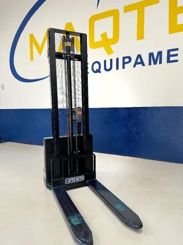 Empilhadeira Elétrica Patolada 1.500kg/Torre duplex3.6mts - Foto 4