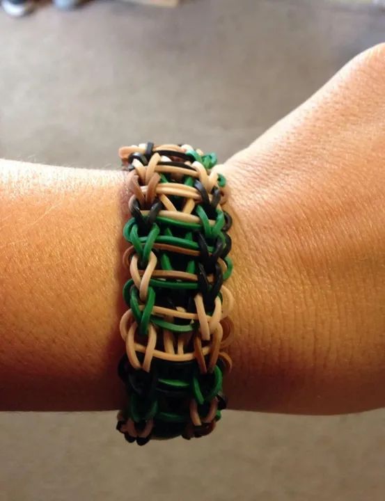 2.600 Elásticos Loom Bands Fechos Pulseira Cores Sortidas