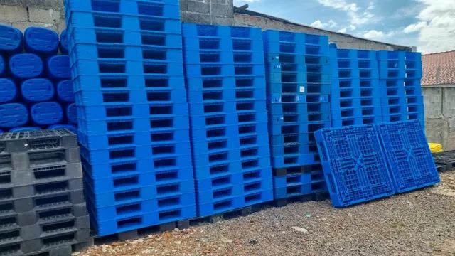 JR Tambores - Pallet Plástico - Medida 1,10 x 1,10  Seminovos  - Foto 5