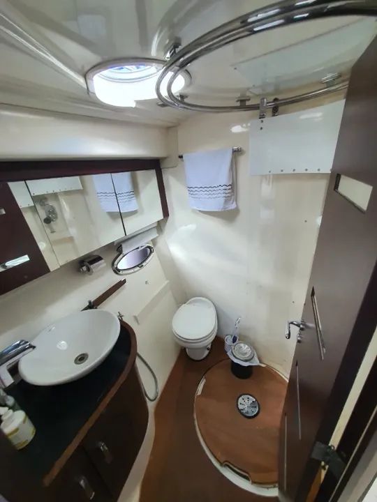 Phantom 500 HT 2007 com 2.188hrs motores diesel yanmar, gerador onan 11kvs, 25 + 1 passage - Foto 13