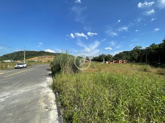 Terreno Final de Rua no loteamento Jardim das Laranjeiras