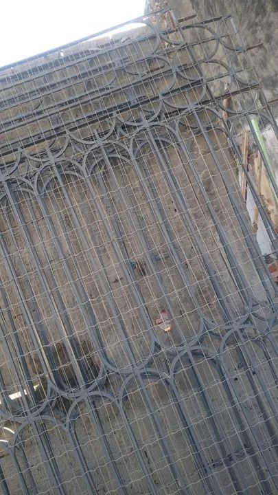 Portões Ferro maciço!