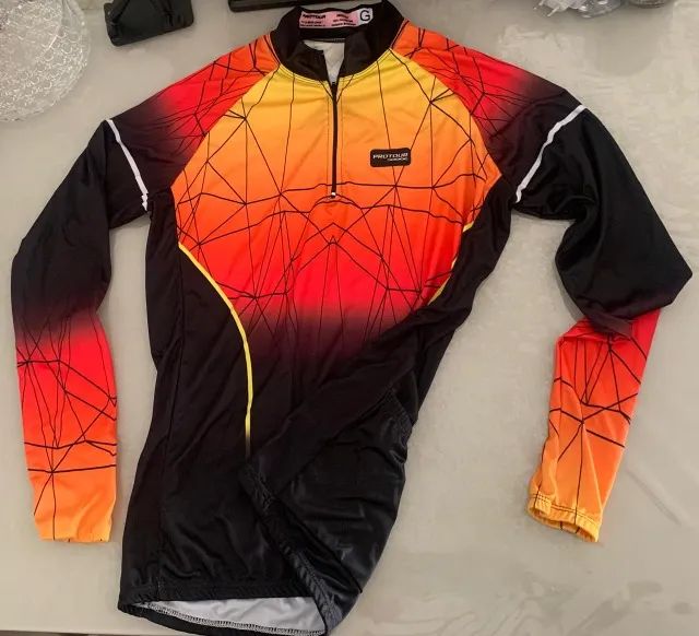 KIT ROUPAS BIKE M - BLUSAS, MEIAS E BRINDES (PESCOÇO E BRAÇO) - Foto 2