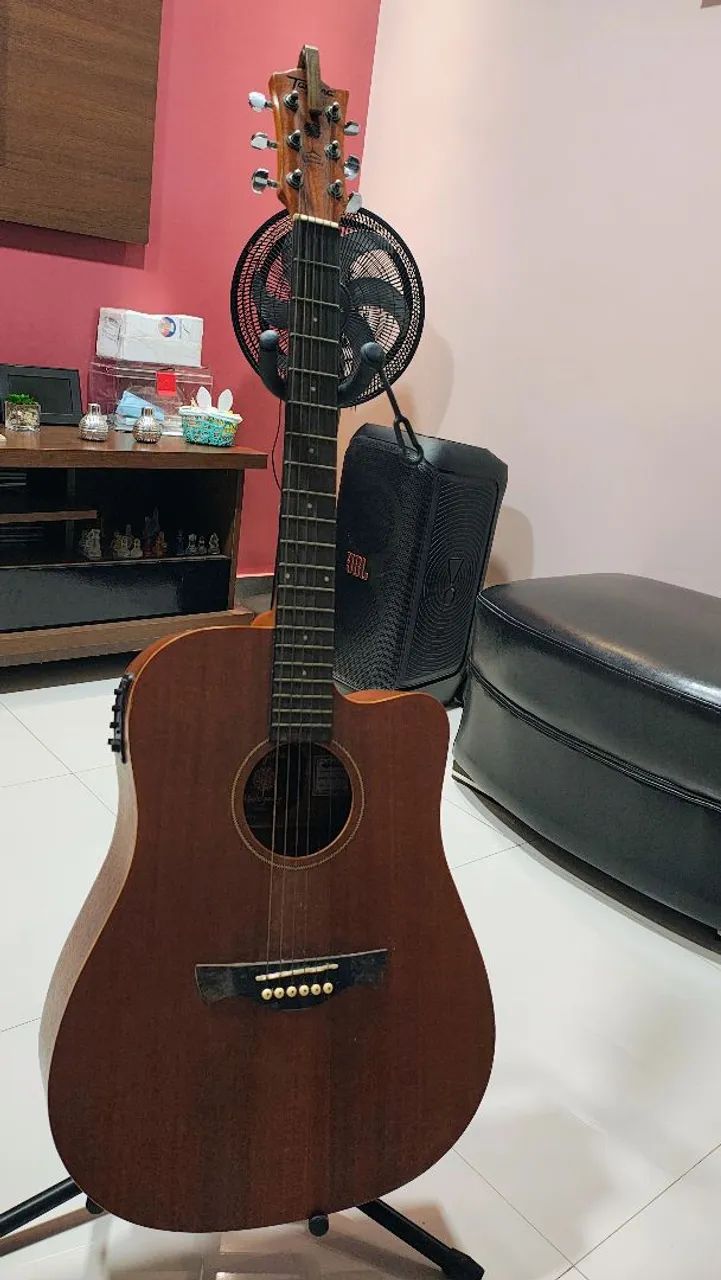 Violão Tagima em excelente estado!