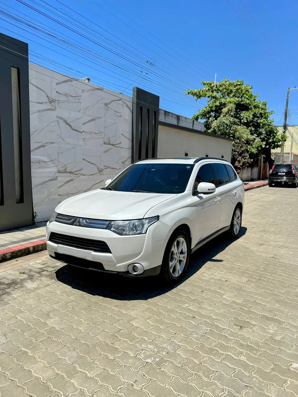 Mitsubishi Outlander 2015
