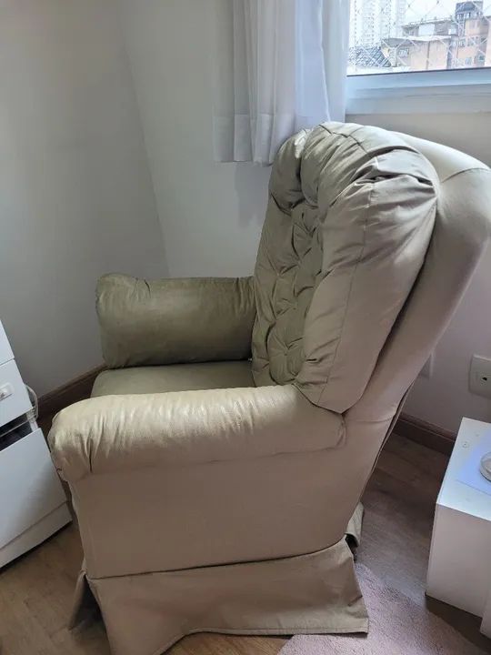 Poltrona de Amamentação com Puff - Conforto e Estilo para o seu Bebê - Foto 3