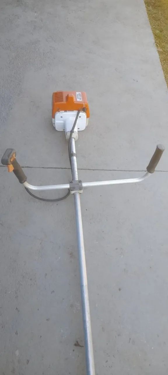 Roçadeira Stihl FS 220 Wats - * - Foto 2