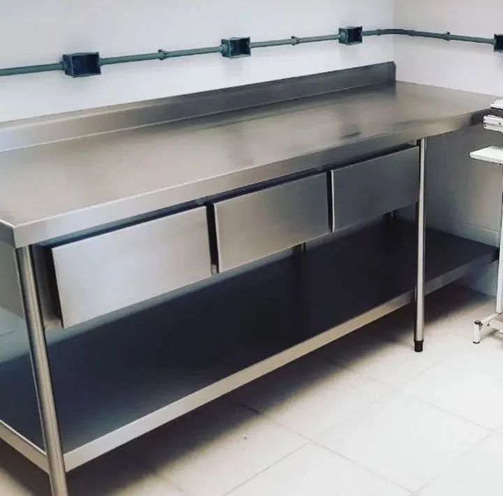 Mesa de Preparo de Alimentos em Aço Inox - Foto 4