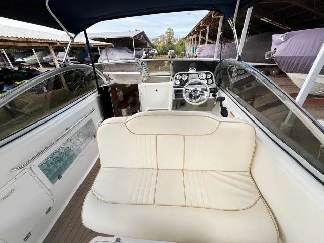 Lancha Cimitarra 270 - Ano 2011 - Mercruiser 260Hp - Foto 6