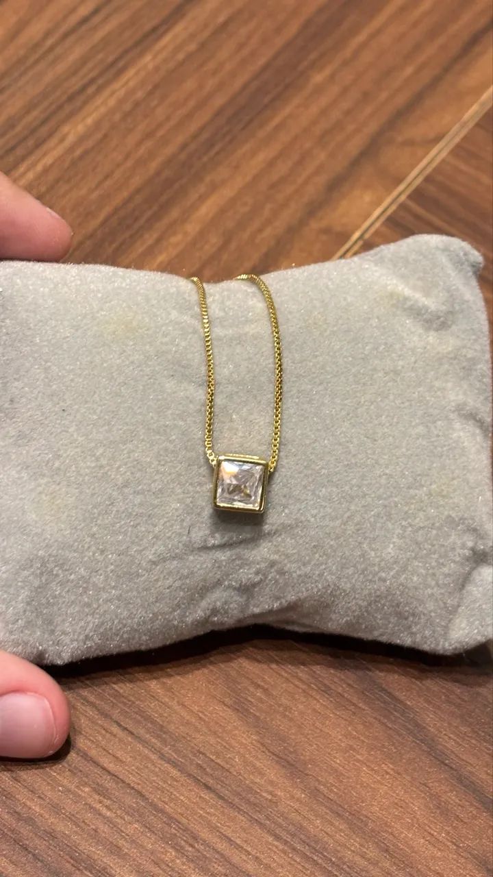 conjunto cordão e brinco semijoia